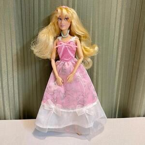 Disney Cinderella Premium Musical Doll with Light-Up Dress